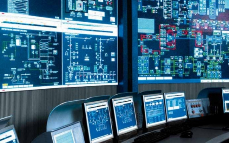 day-lap-trinh-dieu-khien-giam-sat-scada.jpg