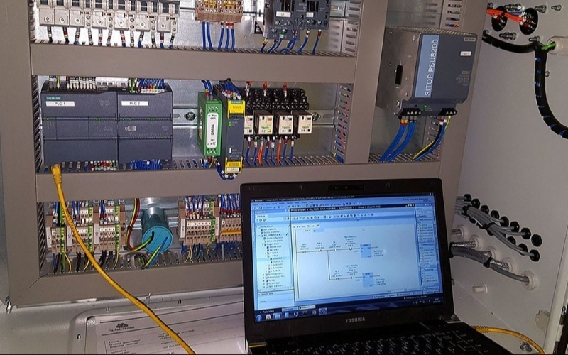 day-lap-trinh-plc-rockwell-2.jpg